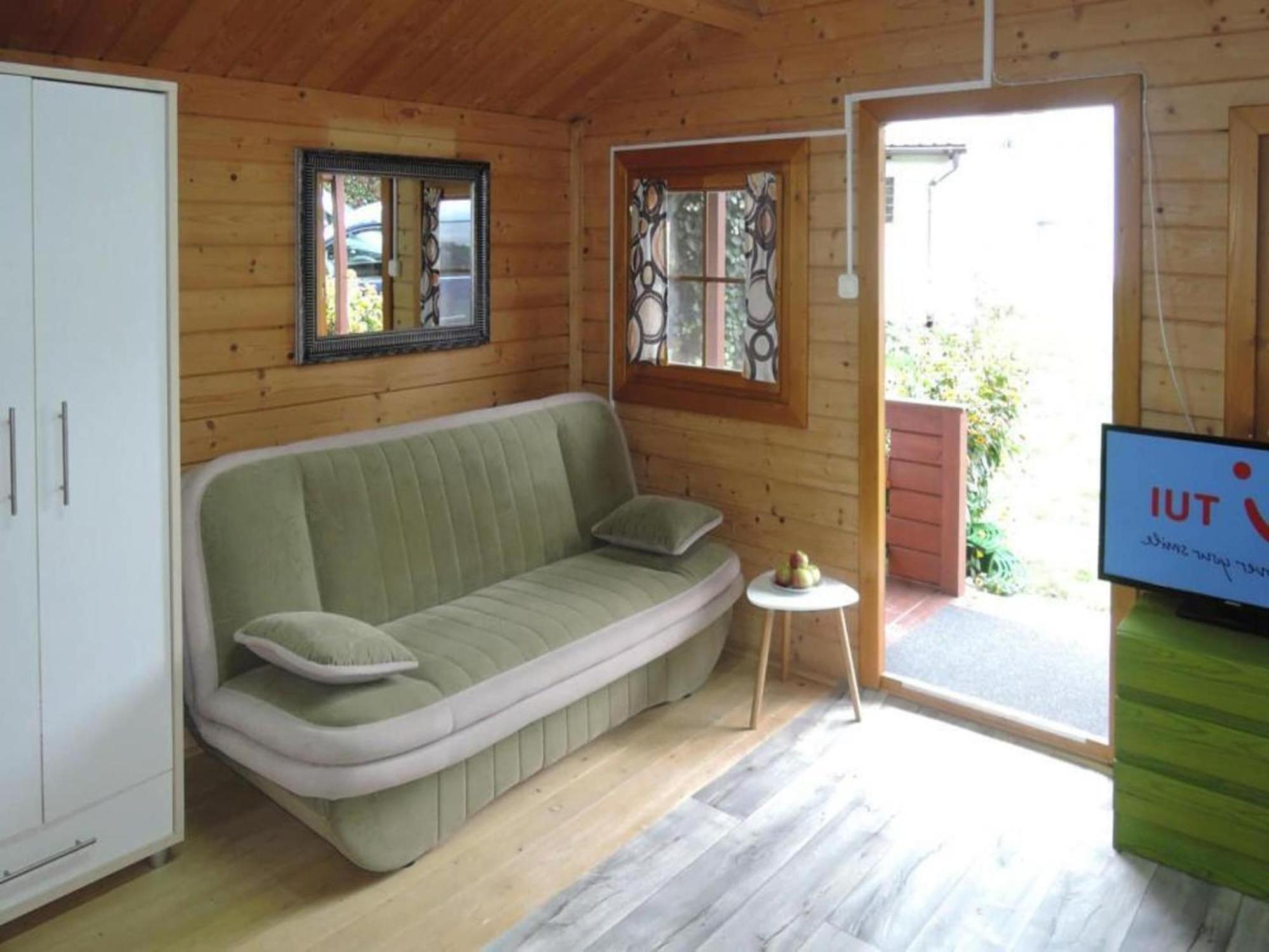 Bungalow In Lubin At 300 M From The Lake Ngoại thất bức ảnh